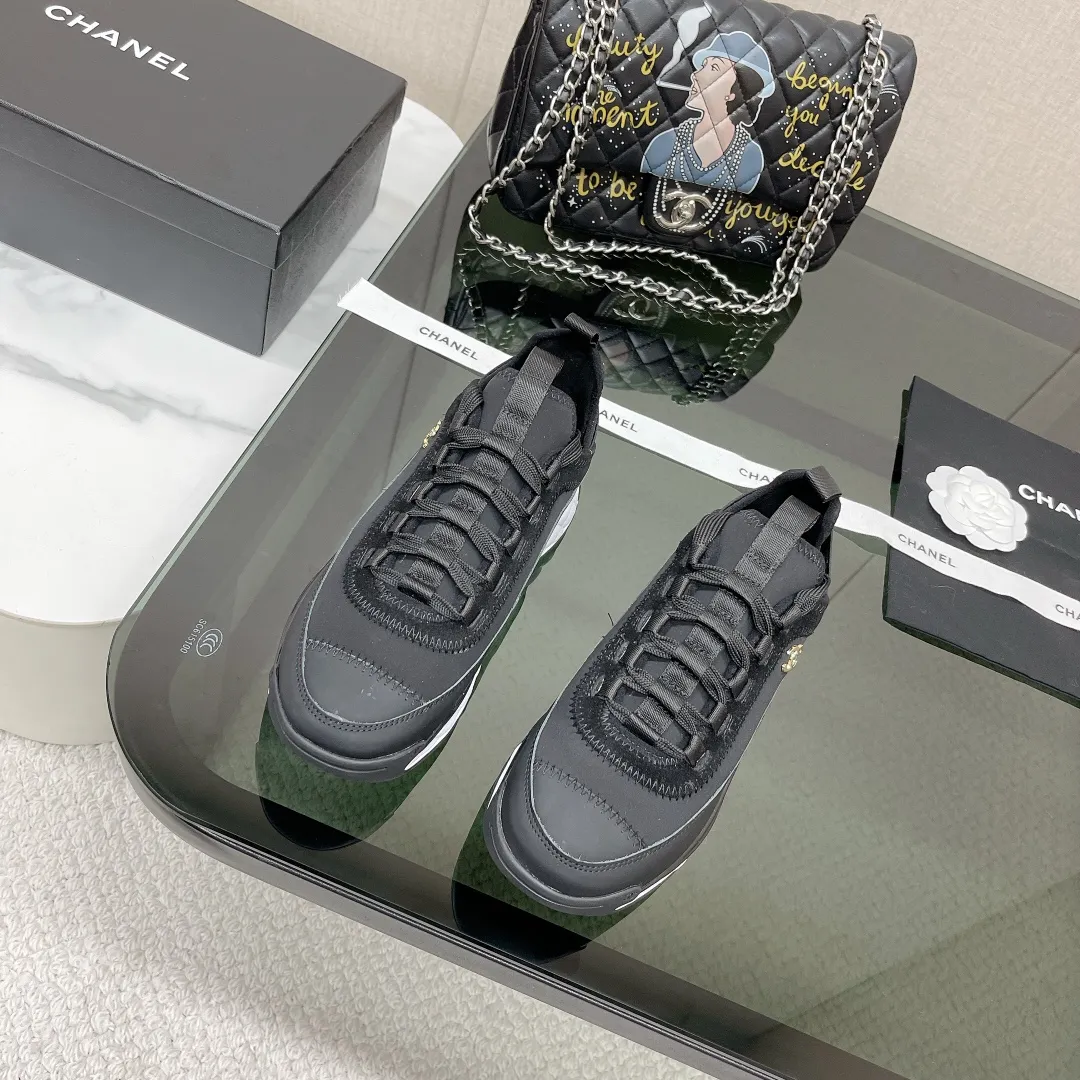 👟👟 Women's shoes, women's clothing 👟👟Ex-factory price 480👟👟 Women's shoes, women's clothing [Higher versions are available for a long time] ⚠️Note: This style has many colors, and the market has complete colors. Welcome to consult~CHANEL Chanel Couple Style Xiaoxiang Casual Sports Shoes Dad Shoe Counter Original 1:1, each color is accurately matched, the internal standard coding fabric is: original imported cow down + imported fabric, the lining is made of: imported breathable velvet, outsole material: original 1:1 mold 3 layers T👟👟 Women's Shoes Women's Clothing 👟👟Ex-factory price U size: Women's 35-41